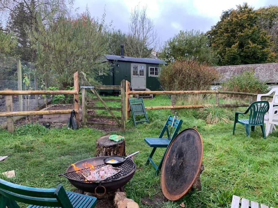 Rushford Shepherd's Hut Luxury tent